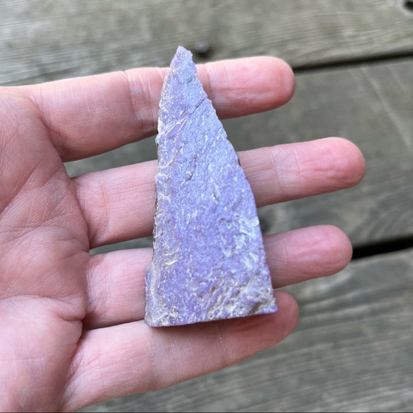 Sugilite Raw Lilac Lavender Gemstone - Picture 4 of 12